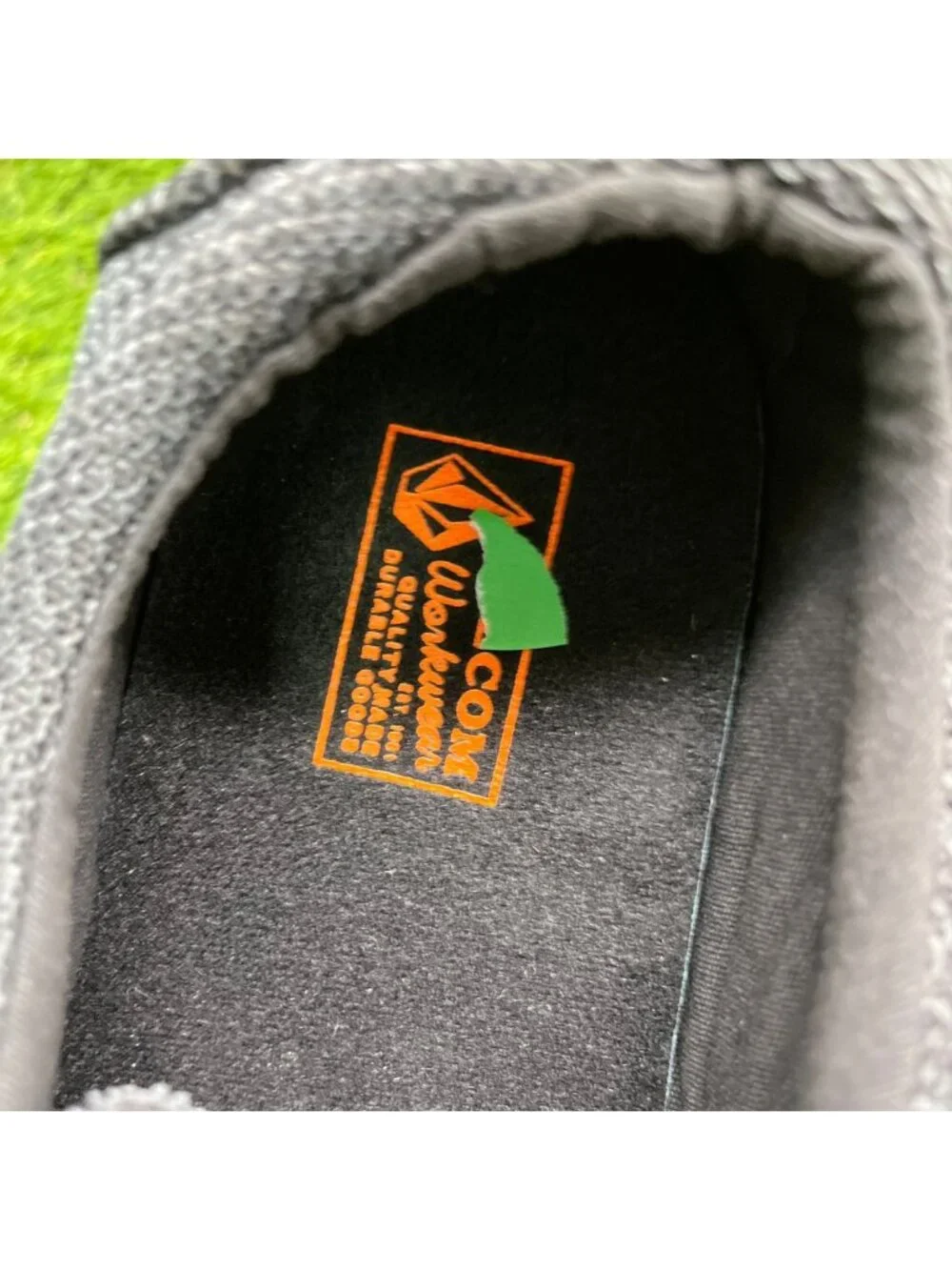 Volcom Chill Womens Size 9W Black Gray Composite Toe Safety Work Slip-On Shoes